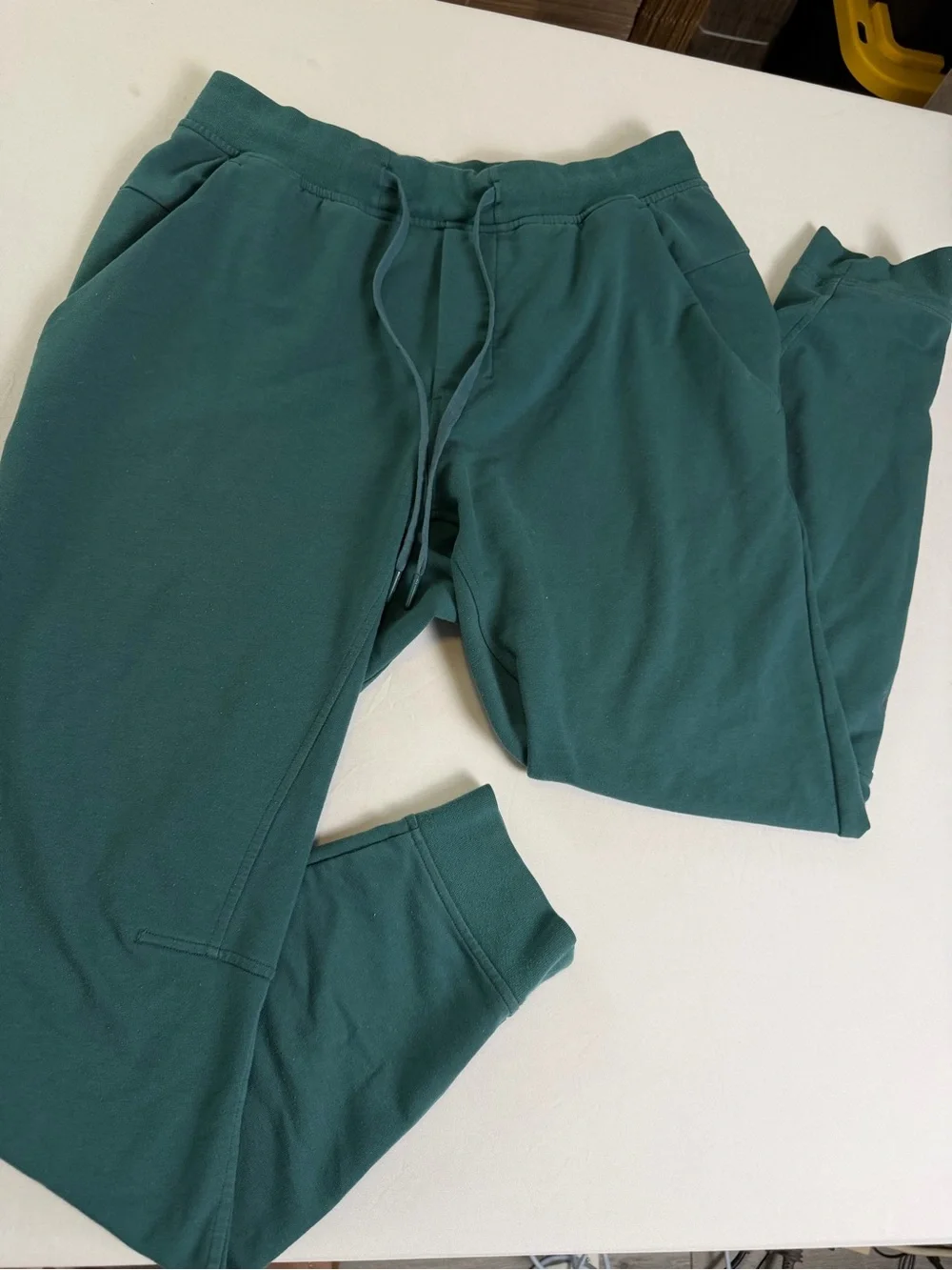Lululemon City Sweat Jogger Green Mens Medium Stretch French Terry Pants M5AJTS